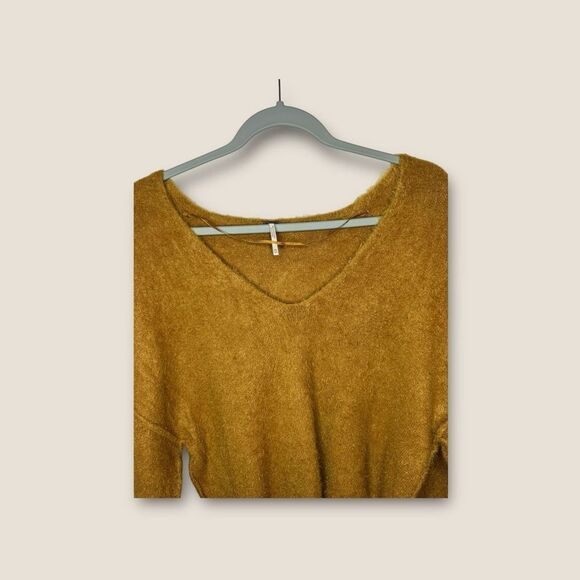 Free People Princess V Neck Sweater Gold Size XS NWOT - Picture 5 of 7